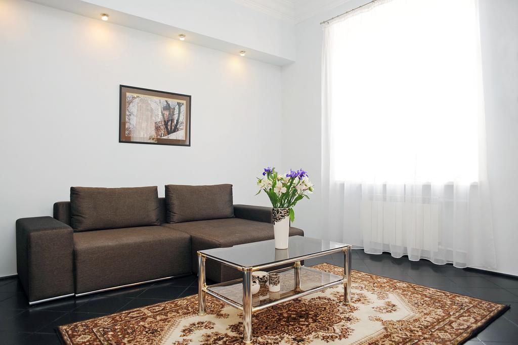 Premium Rent In Kiev Centre - Kiev Leilighet Eksteriør bilde
